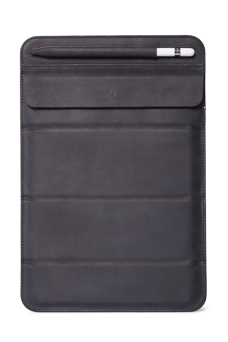 Decoded Leather Foldable Sleeve for iPad up to 11 inch (Black)