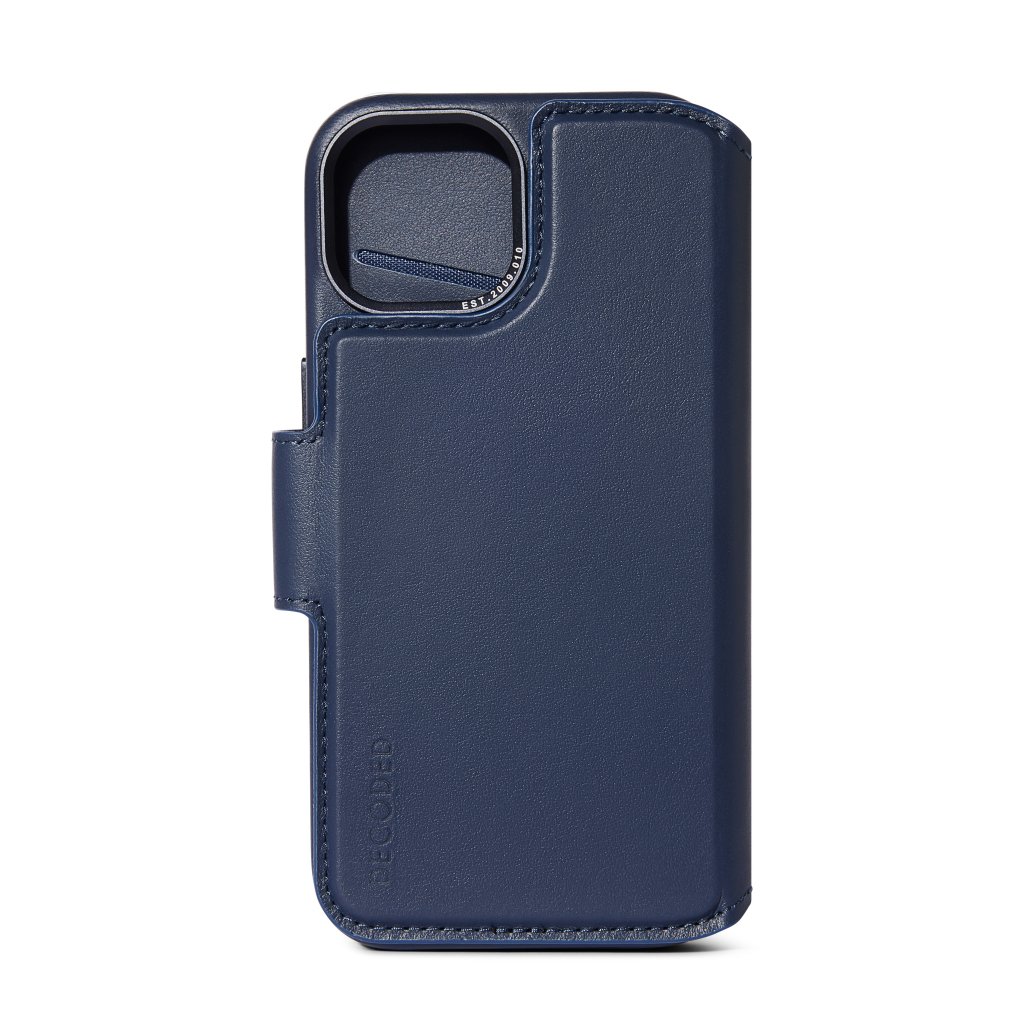 DECODED Leather Detachable Wallet Case w/MagSafe for iPhone 15 Plus - True Navy