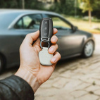 Satechi FindAll Vegan Leather Keychain w/ Apple Find My + Wireless Charging - Sand