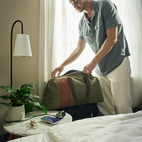 Twelve South ButterFly SE Qi2 Wireless 2-in-1 Travel Charger (USB-C) - Black