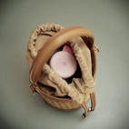 Twelve South ButterFly SE Qi2 Wireless 2-in-1 Travel Charger (USB-C) - Pink